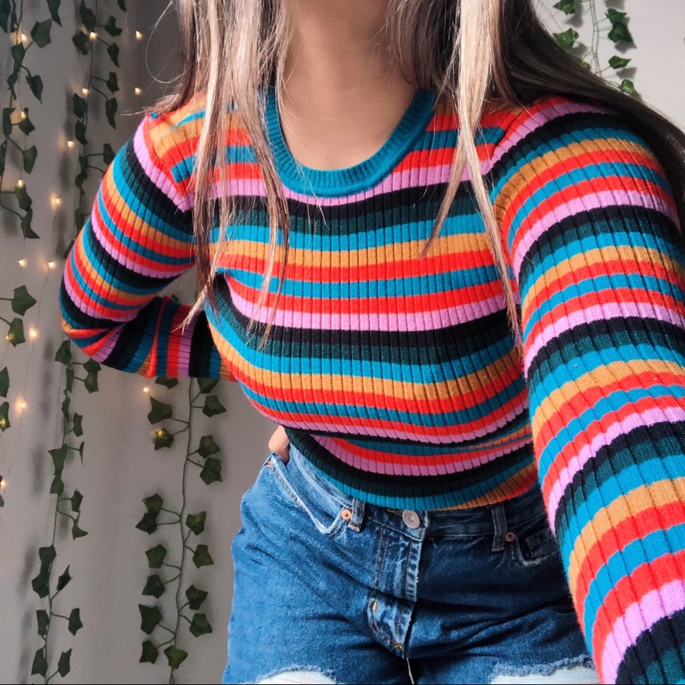 STRIPED TOP